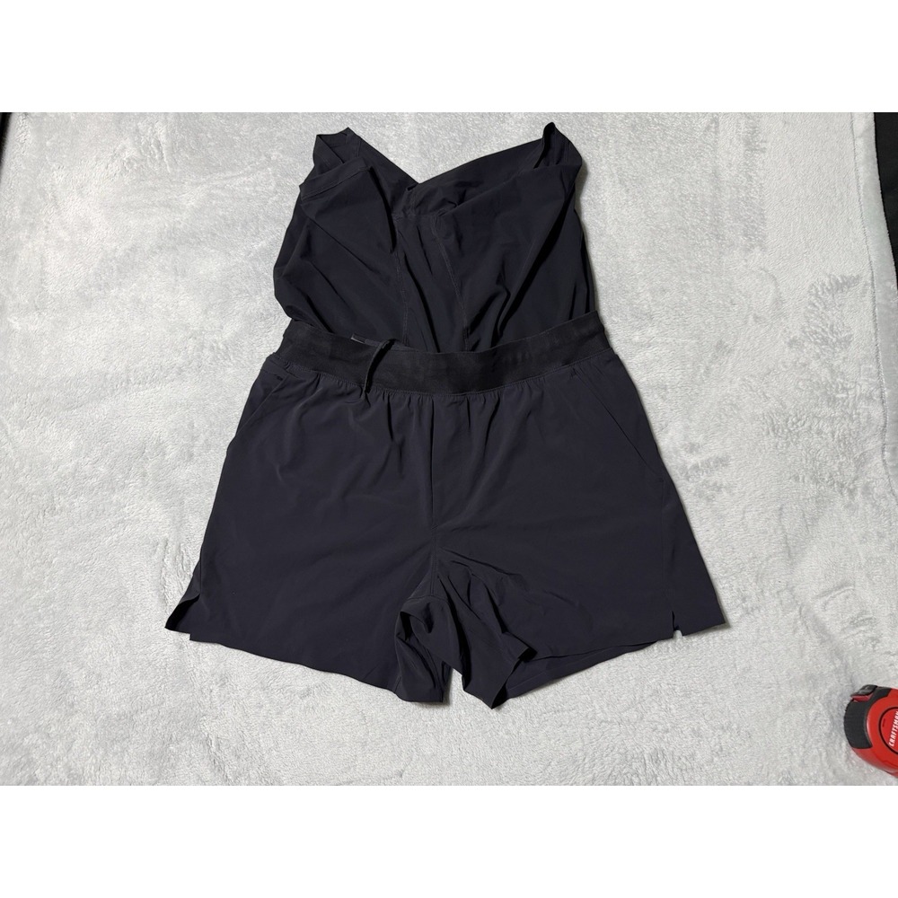 Ten Thousand Set Short Lined Mens Large Black 5" Performance Gym Training